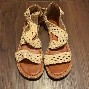 American Eagle Sandals